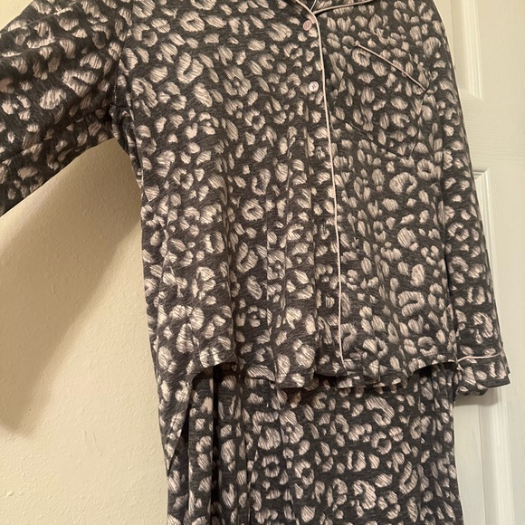 Kate Spade PJs! ♠️ - Picture 2 of 5